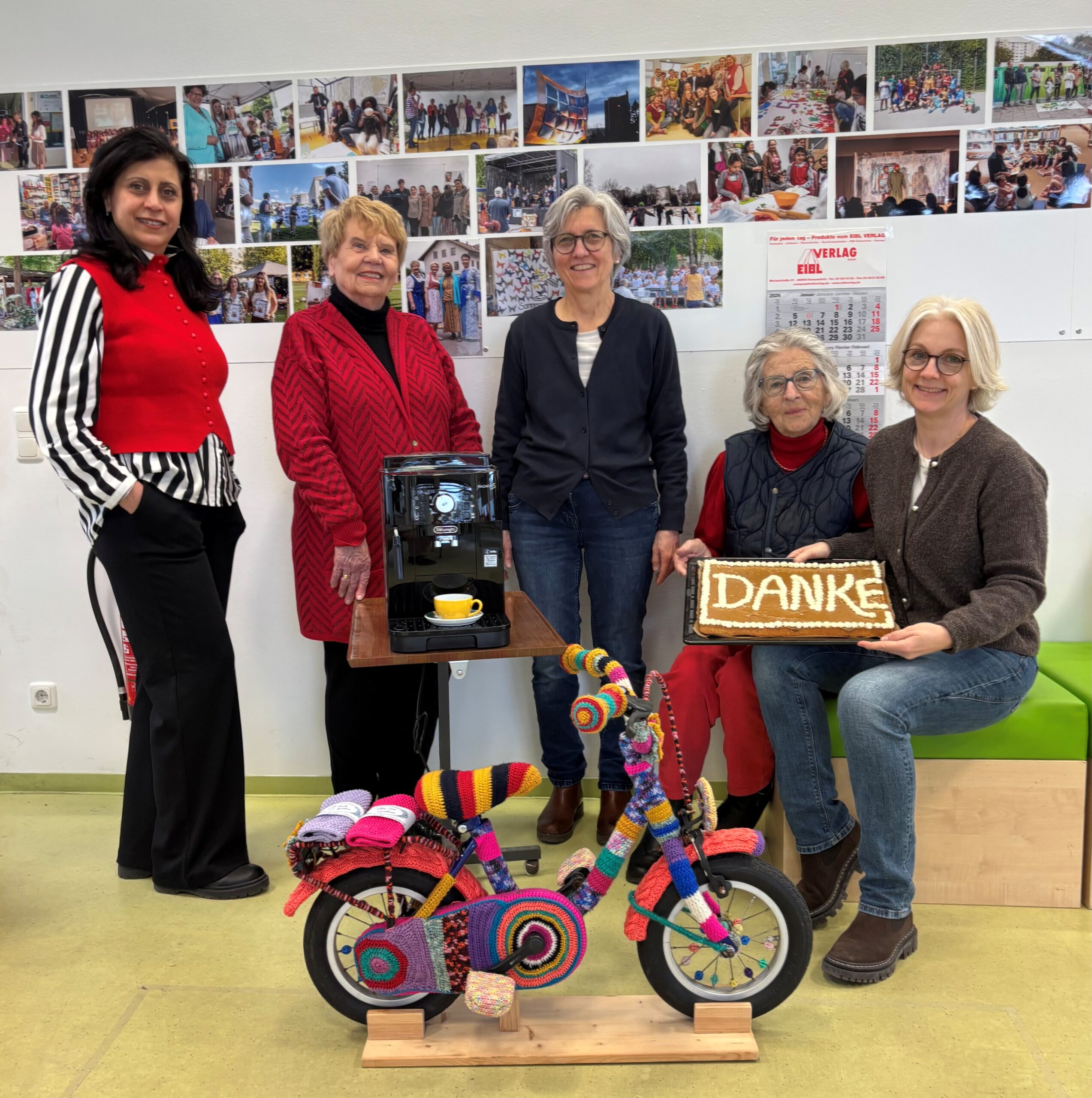 Foto Übergabe Kaffeeautomatenspende